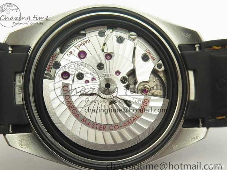 0411 SmoothTexture Aqua Terra 150M Master Chronometers VSF 1:1 Best Edition White Dial Orange Hand on Black Rubber Strap A8900 Super Clone 8011